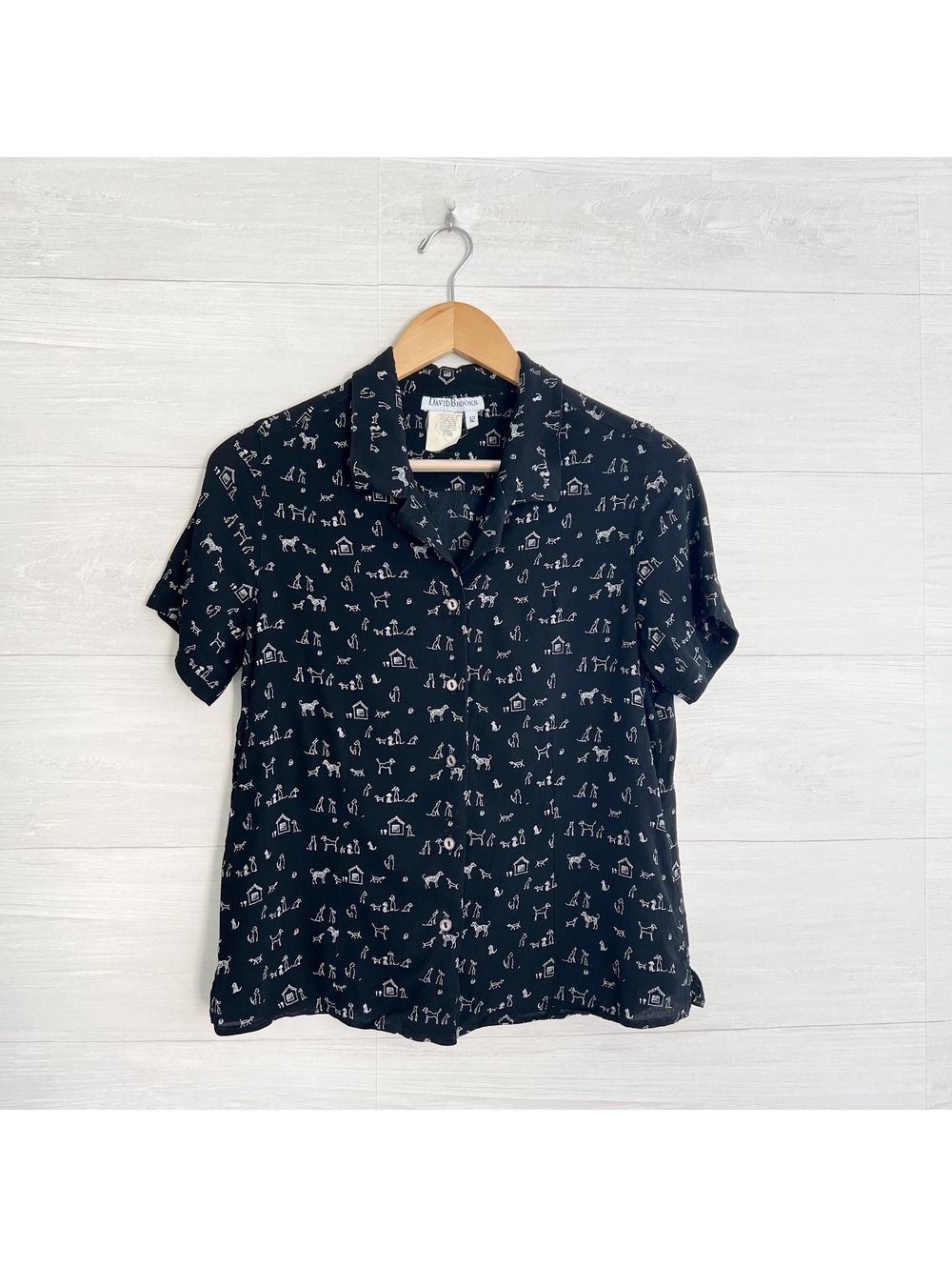 Vintage David Brooks Black Dog Print Rayon Button Up Camp Shirt USA Women’s 12